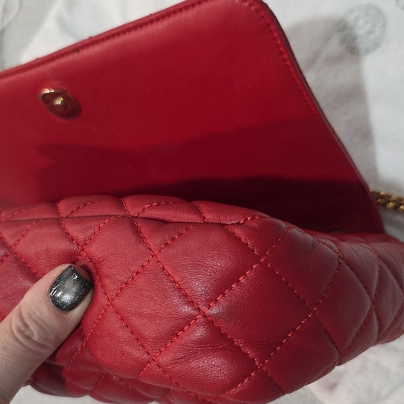 Versace Red Quilted Nappa Leather Medusa Shoulder Bag – Gold Hardware - Picture 17 of 17